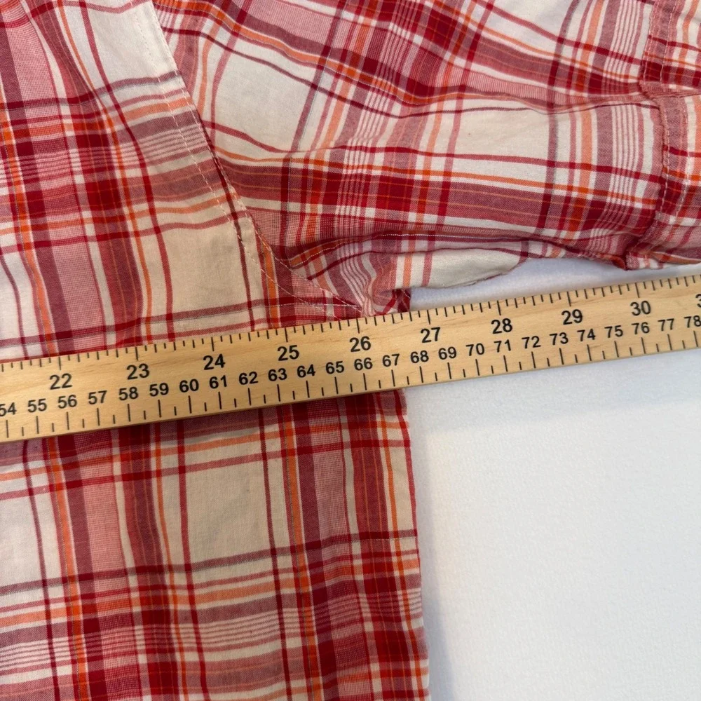 The North Face Mens XL Red Plaid Short Sleeve Snap Front Hiking Shirt Outdoor